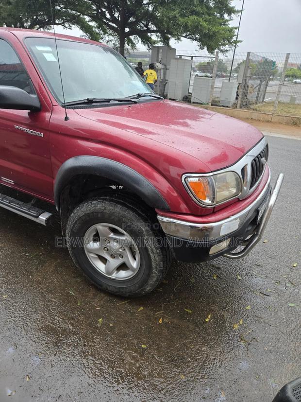 Toyota Tacoma Base 4x4 Xtracab 121.9 in. WB 2003 Red