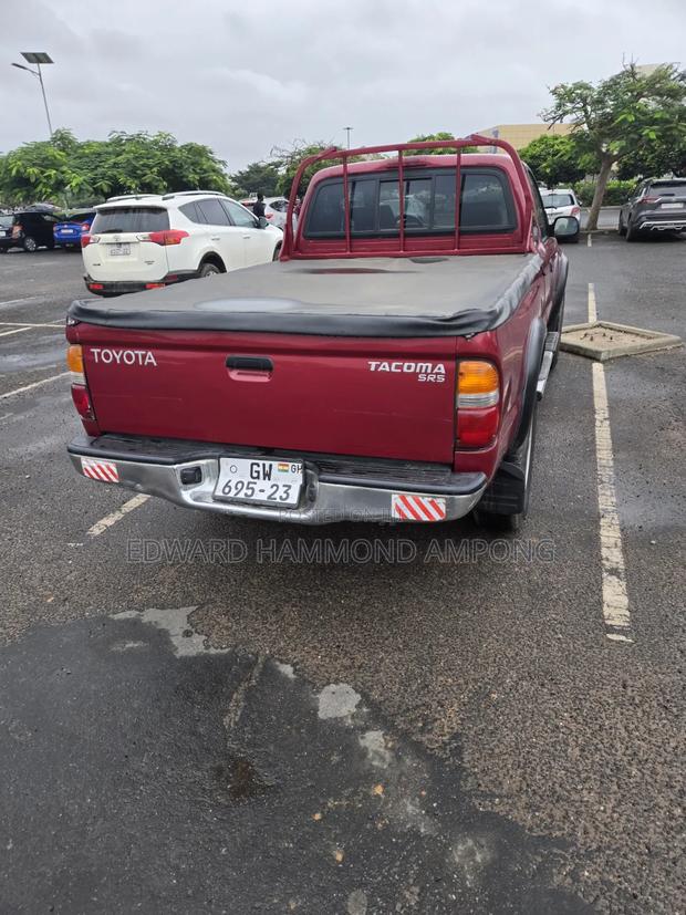 Toyota Tacoma Base 4x4 Xtracab 121.9 in. WB 2003 Red