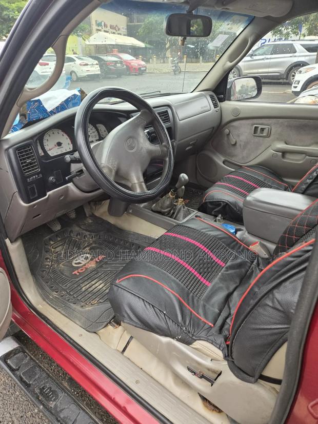 Toyota Tacoma Base 4x4 Xtracab 121.9 in. WB 2003 Red