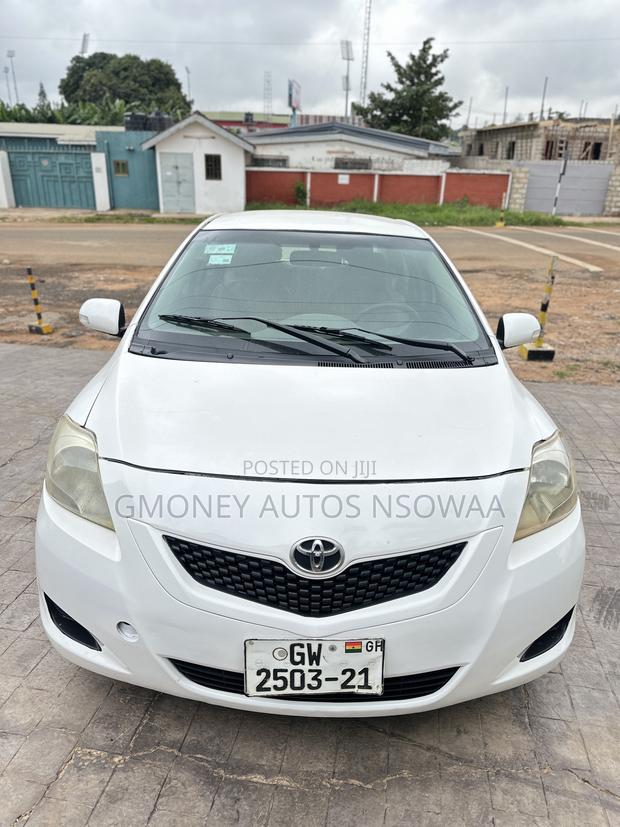 Toyota Belta 2012 White