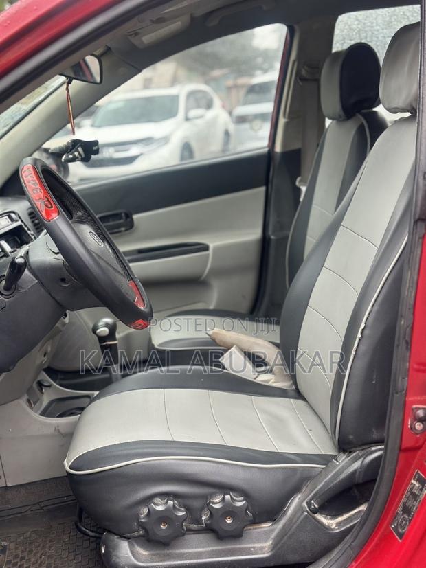 Hyundai Accent 2010 Red