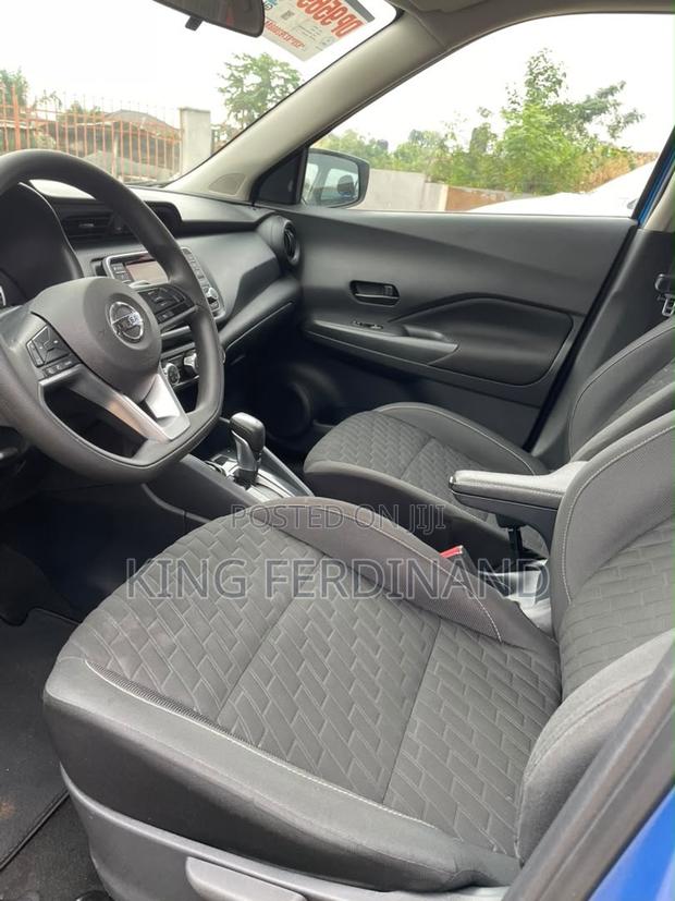 Nissan Kicks 2021 Blue
