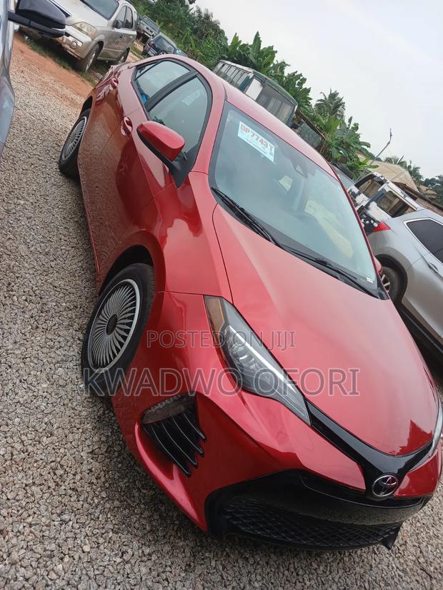 Toyota Corolla LE 4dr Sedan (1.8L 4cyl CVT) 2017 Red