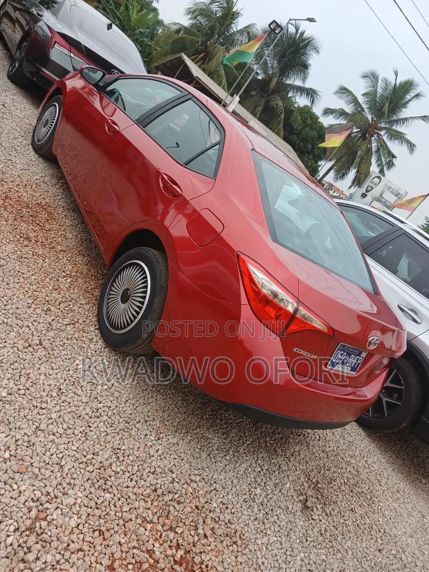 Toyota Corolla LE 4dr Sedan (1.8L 4cyl CVT) 2017 Red
