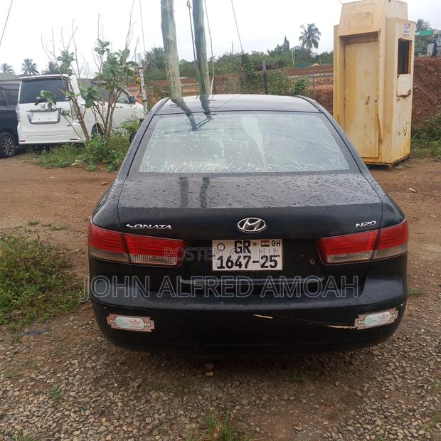 Hyundai Sonata 2010 Black