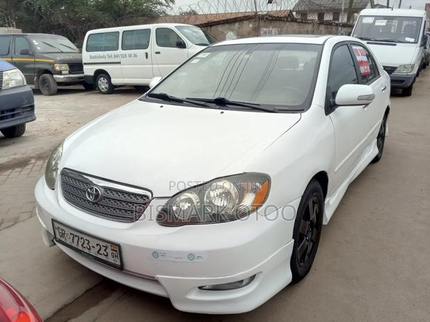 Toyota Corolla 2008 White