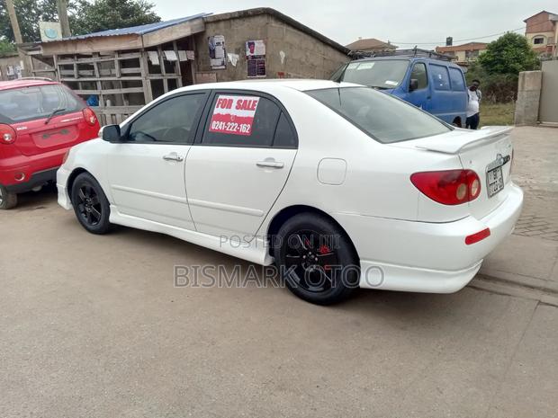 Toyota Corolla 2008 White