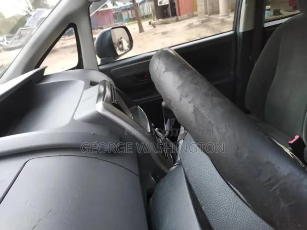 Toyota Voxy 2012 Black