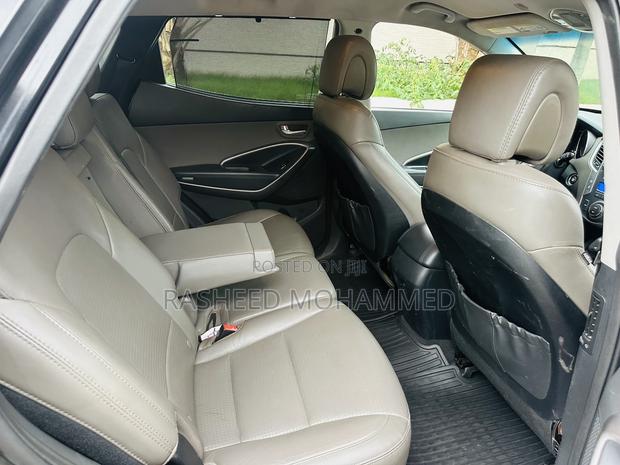 Hyundai Santa Fe 2015 Black