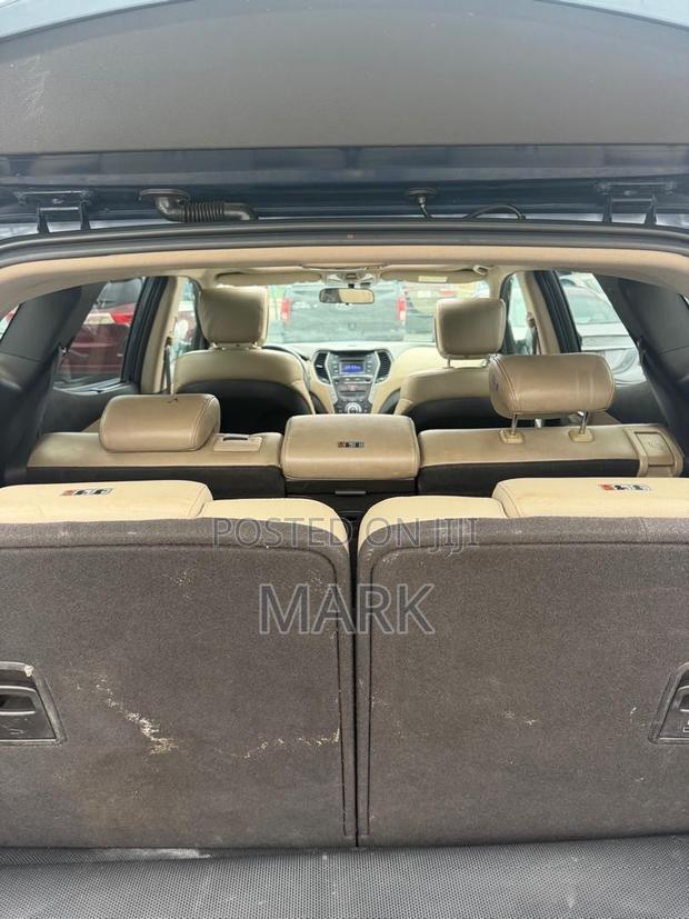 Hyundai Santa Fe 2017 Blue