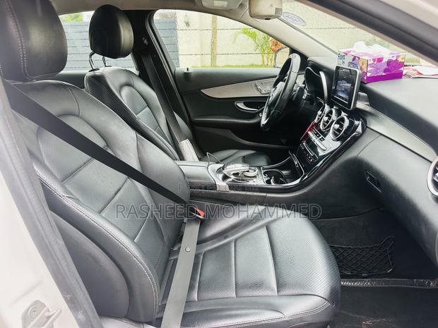 Mercedes-Benz C300 Sport 4Matic Sedan AWD (2.0L 4cyll 7A) 2016 White