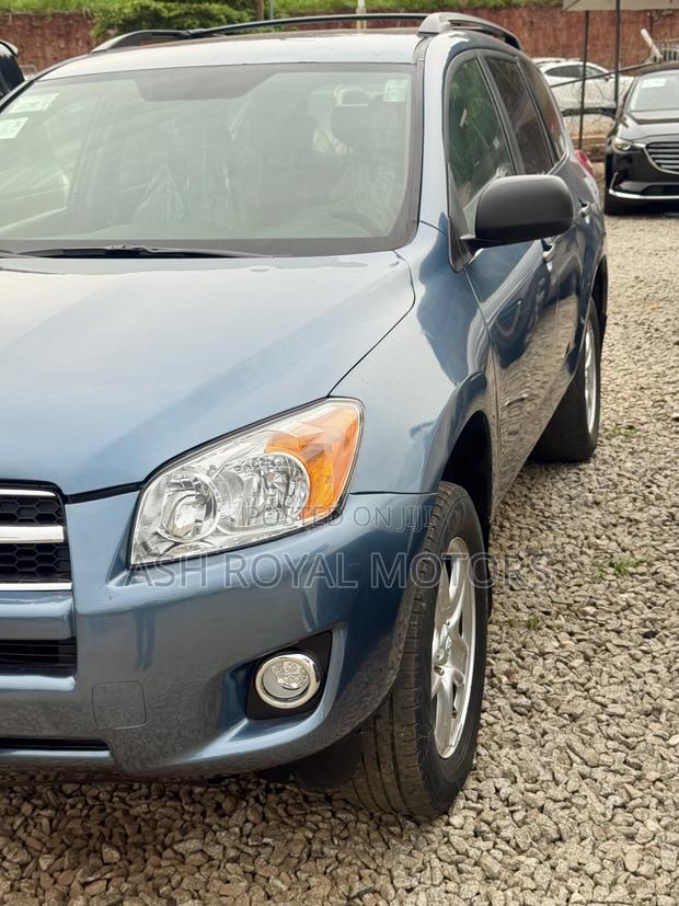 Toyota RAV4 2.5 4x4 2011 Blue
