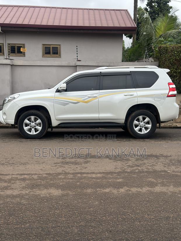 Toyota Land Cruiser Prado 2.7 2017 White