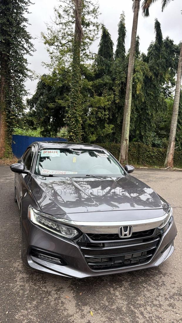 Honda Accord EX-L (2.0L 4cyl Turbo 10A) 2019 Gray