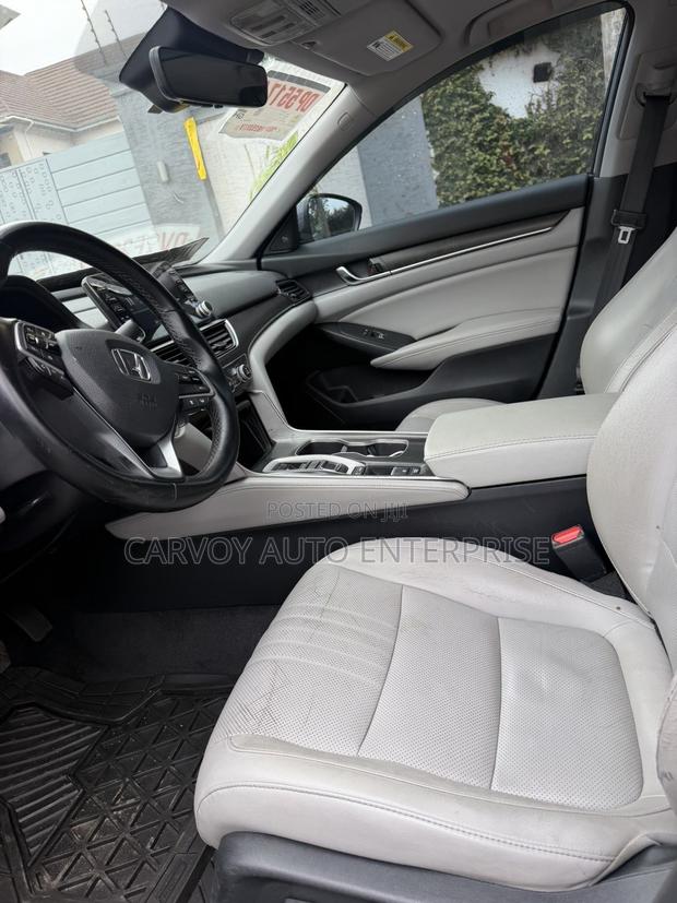 Honda Accord EX-L (2.0L 4cyl Turbo 10A) 2019 Gray