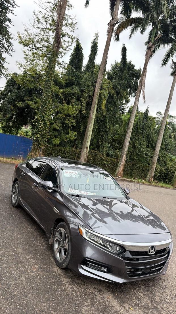 Honda Accord EX-L (2.0L 4cyl Turbo 10A) 2019 Gray