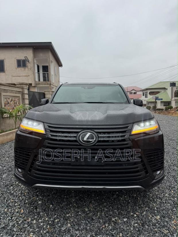 Lexus LX 600 2024 Black
