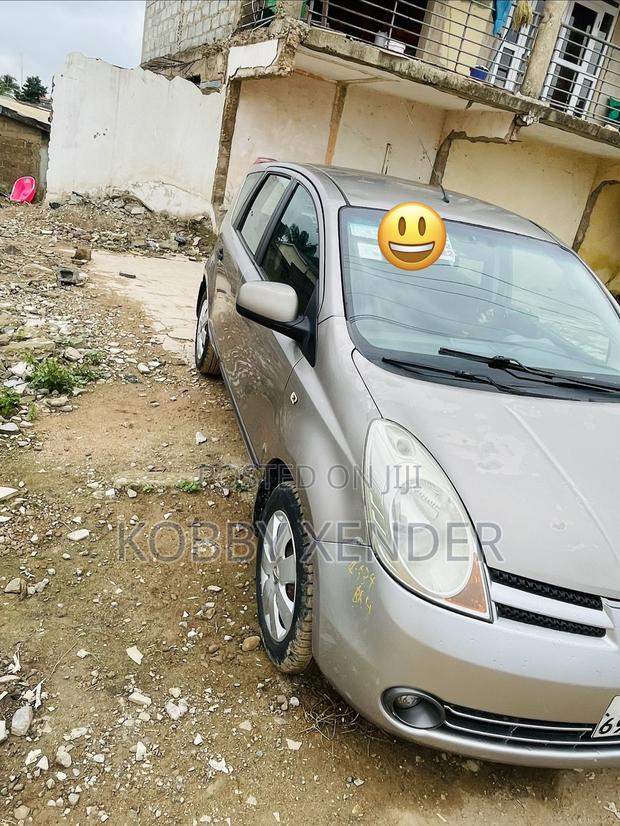 Nissan Note 2010 Silver