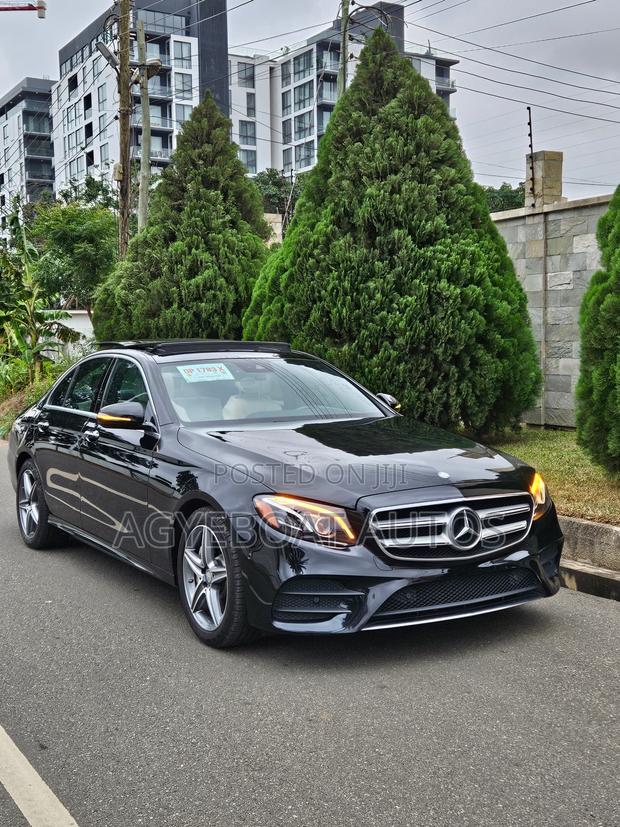 Mercedes-Benz E300 4Matic AWD Sedan (2.0L 4cyl 9A) 2017 Black