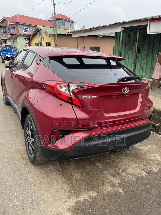 Toyota C-HR 2019 Red