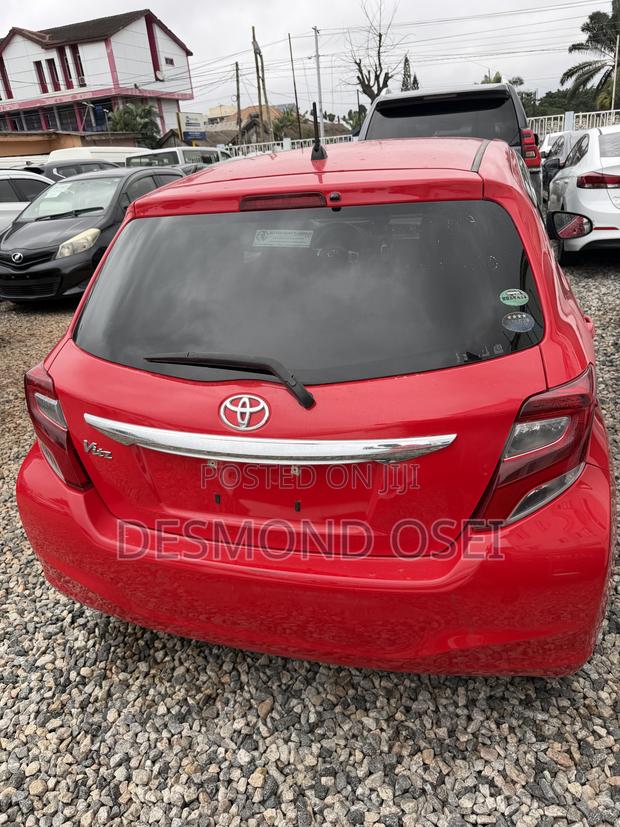 Toyota Vitz 1.5 FWD 3dr 2014 Red