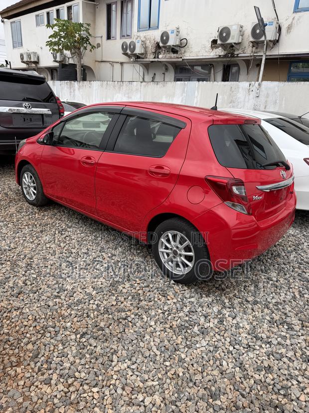 Toyota Vitz 1.5 FWD 3dr 2014 Red