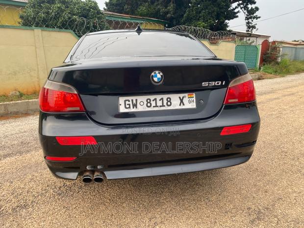BMW 530i 2002 Black