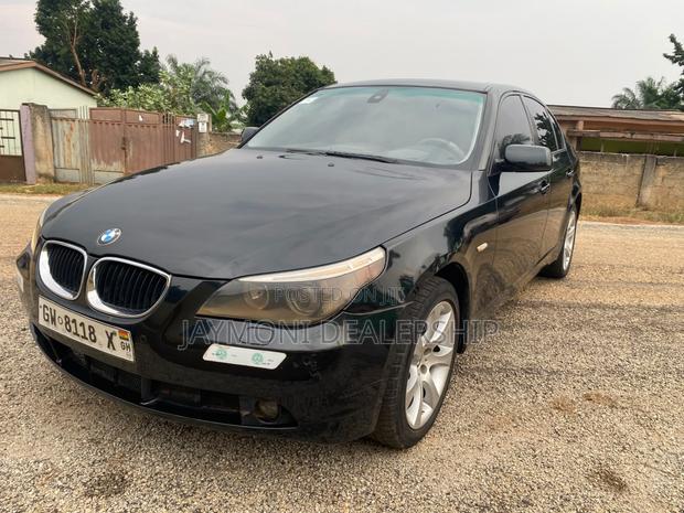 BMW 530i 2002 Black