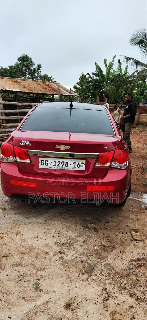 Chevrolet Cruze 2012 Red