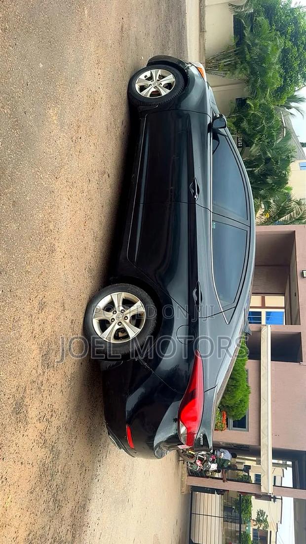 Hyundai Elantra 2016 Black