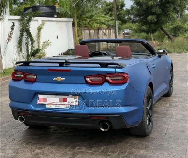 Chevrolet Camaro 2020 Blue