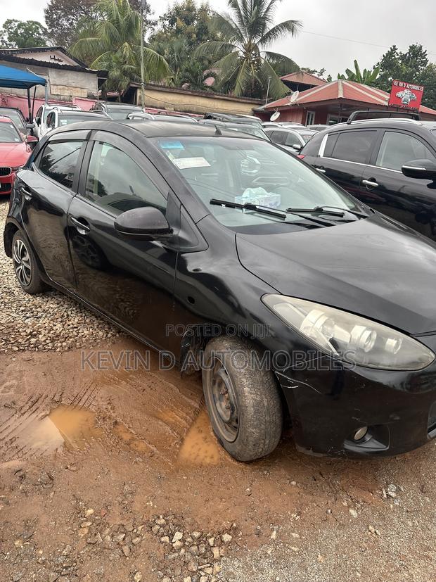 Mazda Demio 2012 Black