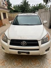 Toyota RAV4 2.5 2011 White for sale
