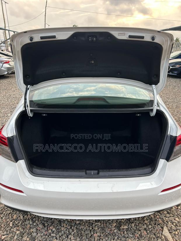 Honda Civic Sport CVT 2024 White