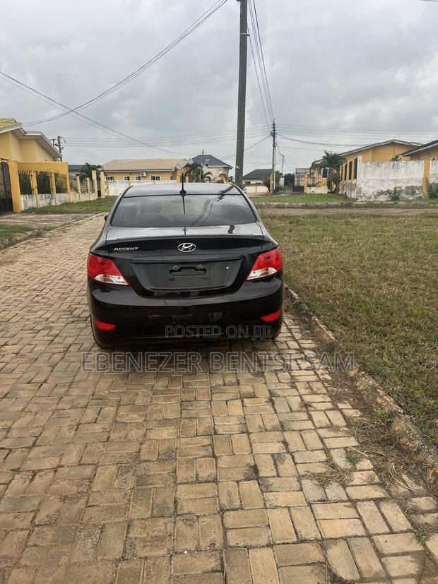 Hyundai Accent 2017 Black