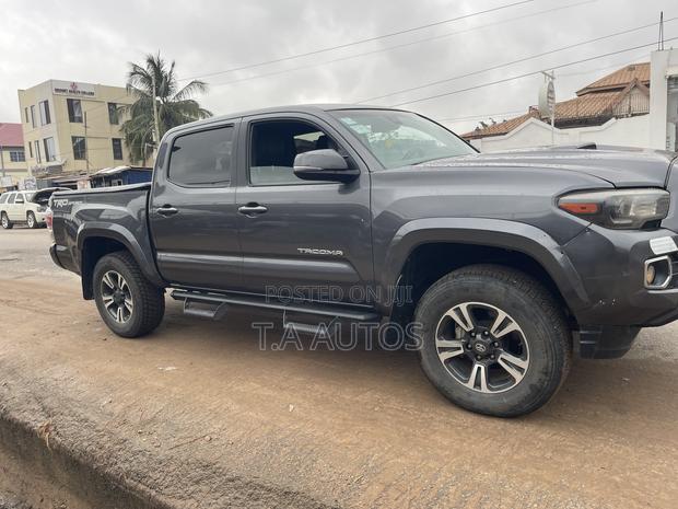 Toyota Tacoma TRD Sport V6 4x4 Double Cab 140.6 in. WB 2020 Silver