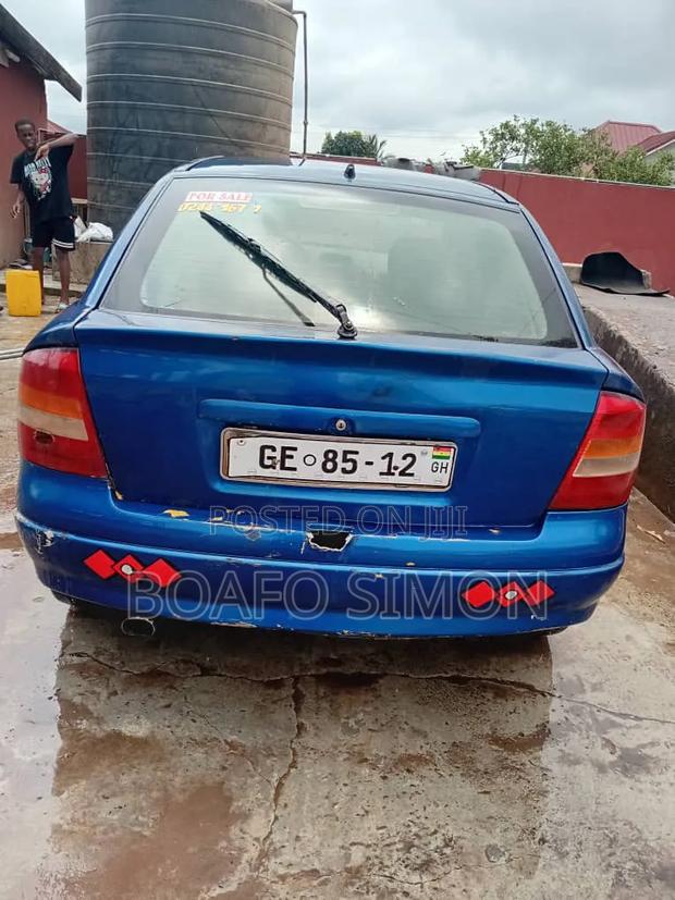 Opel Astra 1.6 Essentia 2006 Blue