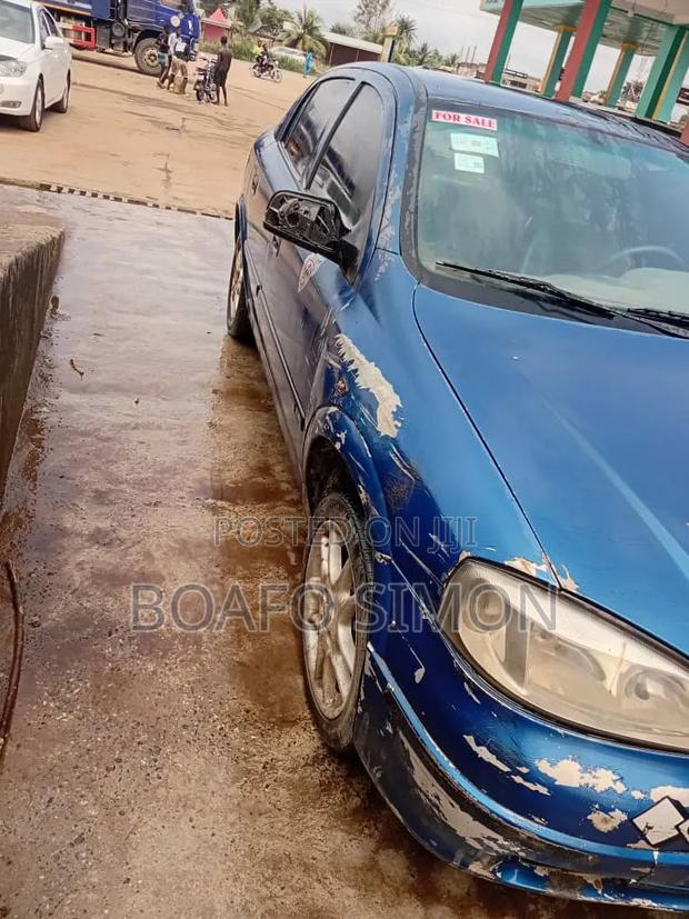 Opel Astra 1.6 Essentia 2006 Blue