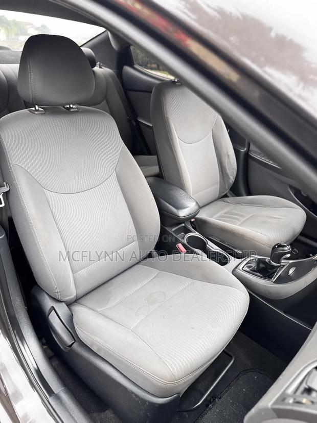 Hyundai Elantra 2015 Brown