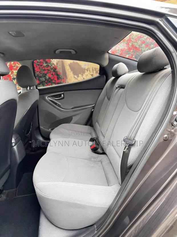 Hyundai Elantra 2015 Brown