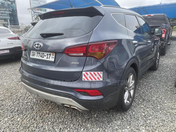 Hyundai Santa Fe Limited Ultimate AWD 2017 Gray