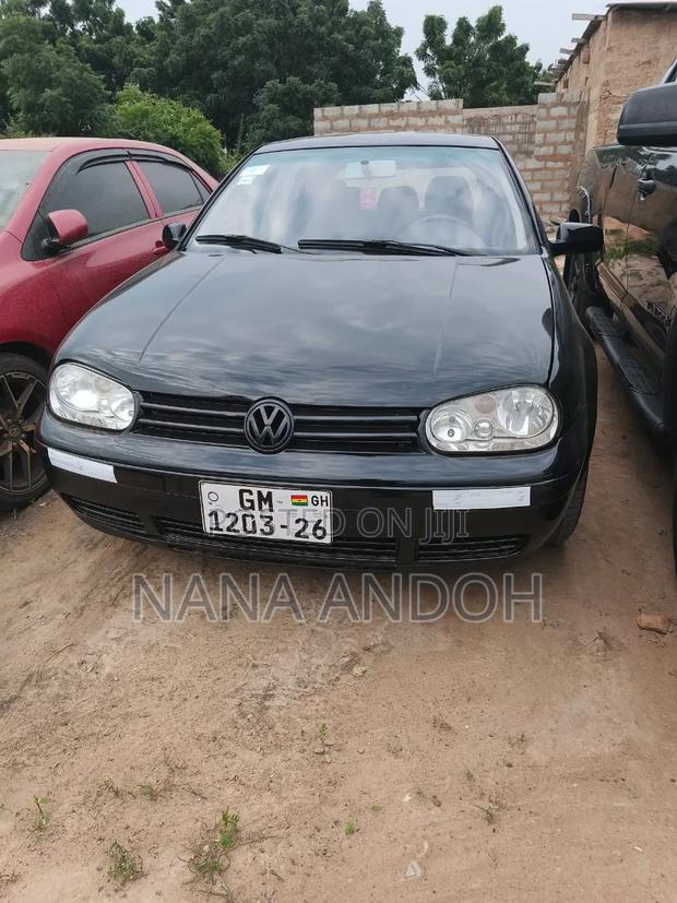 Volkswagen Golf 2002 Black