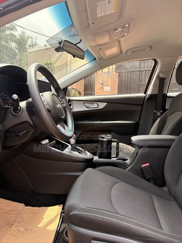 Kia Forte LX 2023 Red
