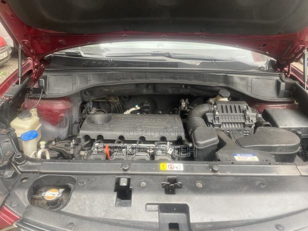 Hyundai Santa Fe 2015 Red