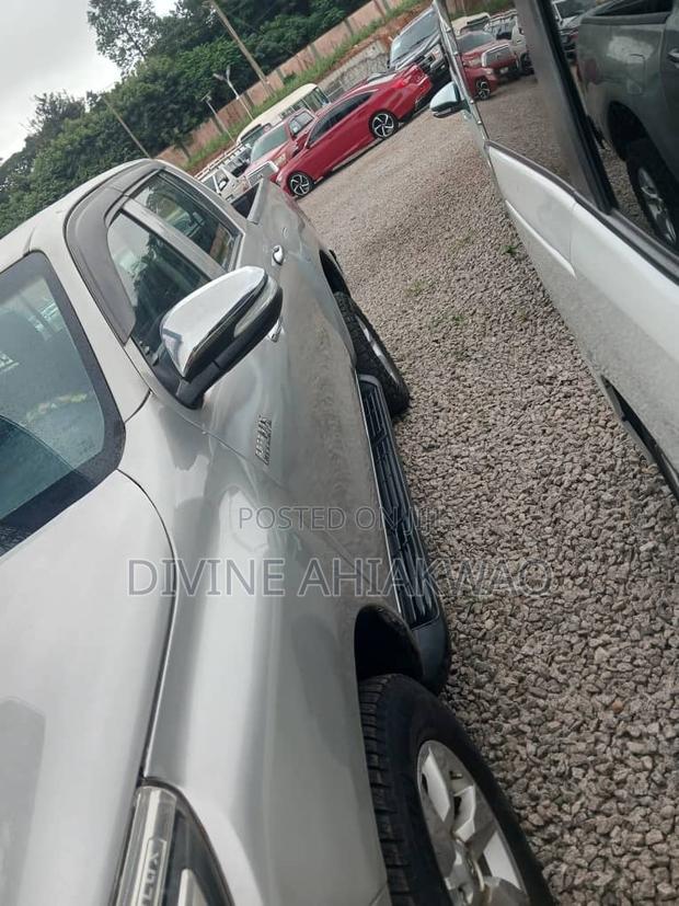 Toyota Hilux Revo Smart Cab Deisel 2.4 RWD 2016 Ivory