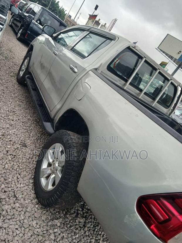 Toyota Hilux Revo Smart Cab Deisel 2.4 RWD 2016 Ivory