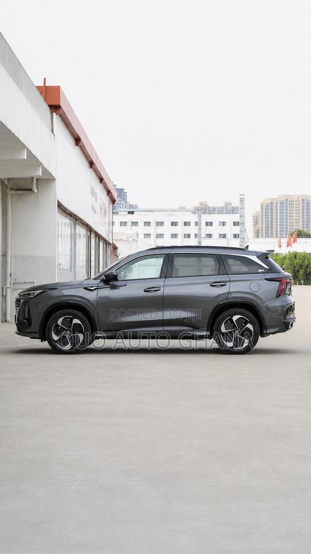 Changan CS75 2023 Gray