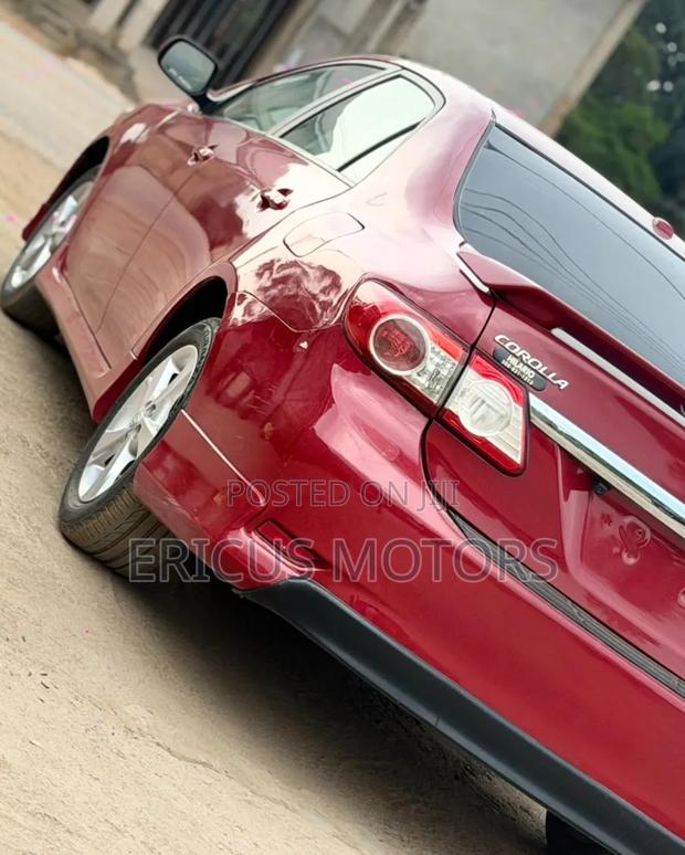 Toyota Corolla 2013 Red