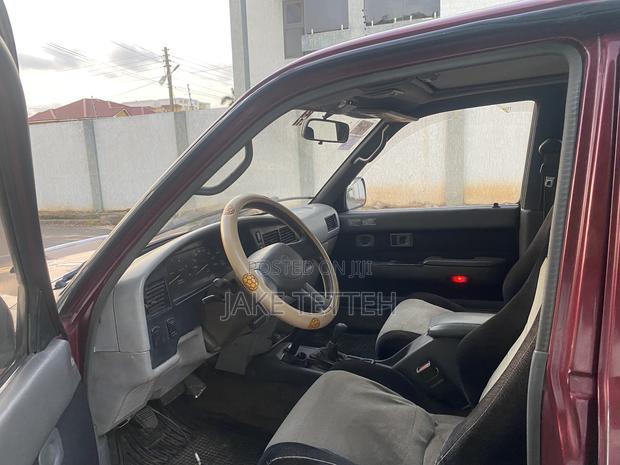 Toyota Hilux Surf 1992 Brown
