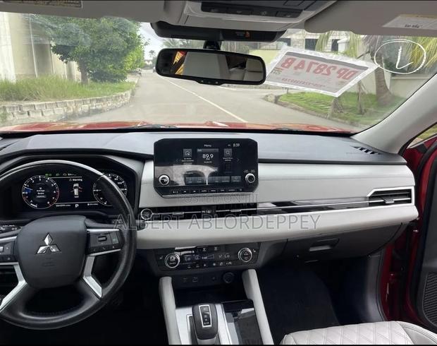 Mitsubishi Outlander SEL 2022 Burgundy